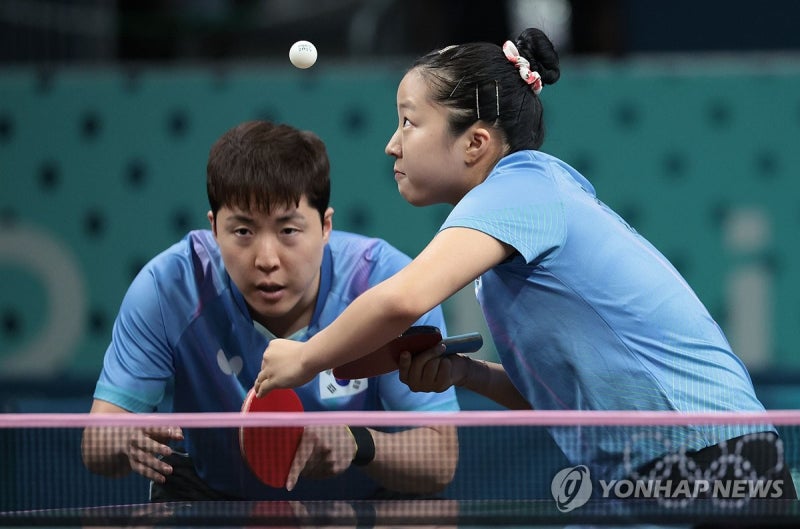 [올림픽] 탁구 혼합복식 <b>임종훈</b>-<b>신유빈</b>, 최강 중국에 막혀 3위 결정전으로