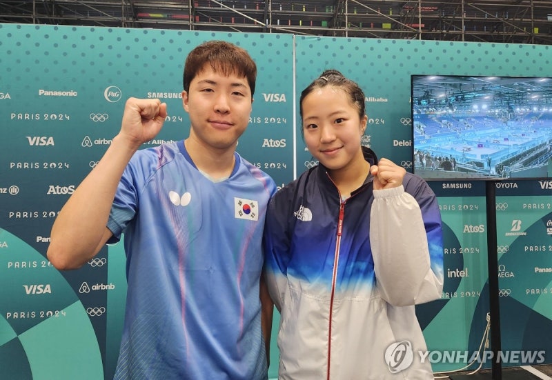 <b>동메달</b> 결정전 준비하는 <b>임종훈</b>-<b>신유빈</b> 조