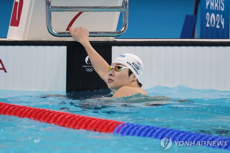 [올림픽] <b>김민섭</b>, 한국 접영 최초로 준결승 진출…200ｍ <b>예선</b> 15위