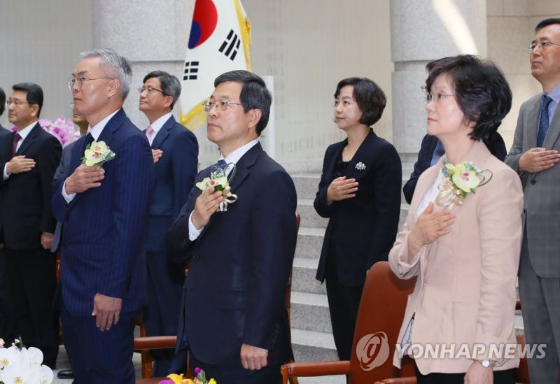 <b>김선수</b>·<b>노정희</b>·이동원 <b>대법관</b> 퇴임…대법원 재편 가속화
