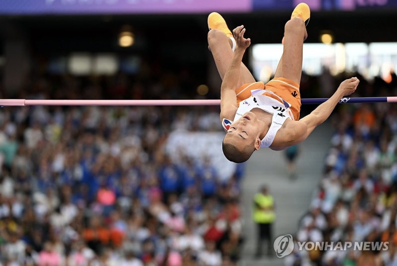 [<b>올림픽</b>] 육상 높이뛰기 우상혁, 2ｍ27로 7위…우승은 커(종합2보)