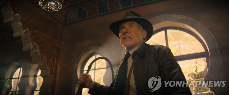 '<b>인디아나</b> 존스' <b>해리슨</b> 포드가 쓴 <b>모자</b> 8억5천만원에 팔려