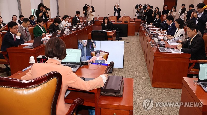 여야, '<b>딥페이크</b> 성범죄' 현안질의서 "엄정 <b>대응</b>" 한목소리