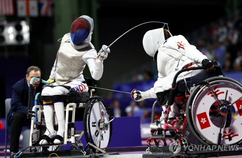스타일리스트 <b>조은혜</b>, 휠체어 <b>펜싱</b>으로 새 인생…꿈의 무대까지