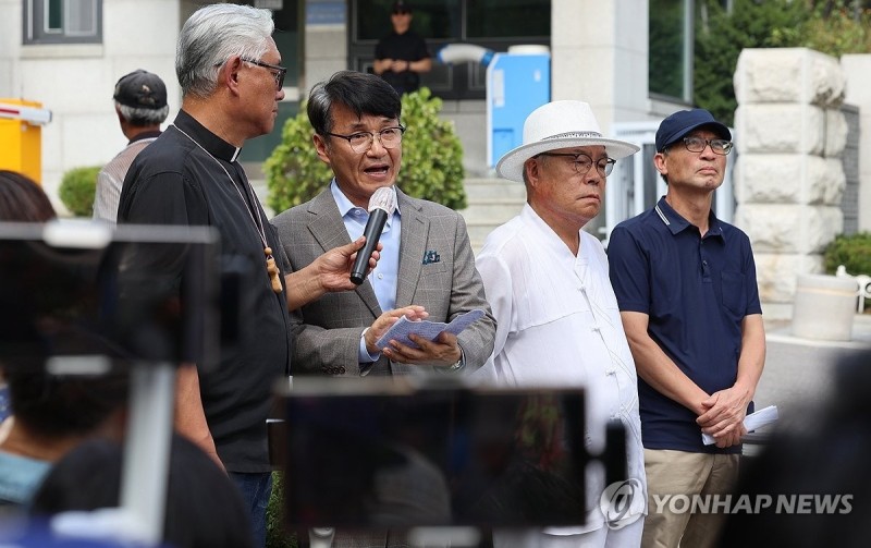 별도 수심위 앞둔 최재영 