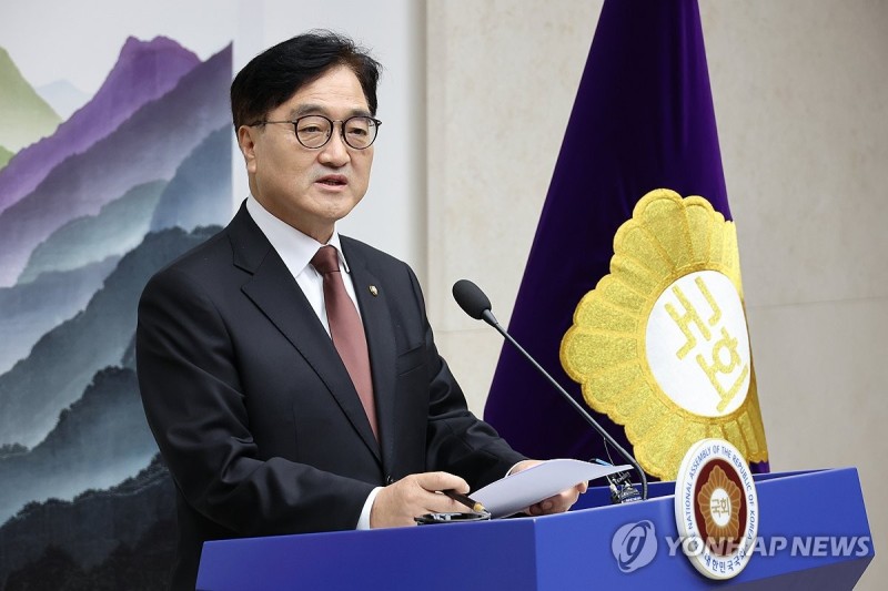 특검법·지역화폐법, <b>추석</b> 뒤로…우의장 "19일 처리협의" 주문(종합)