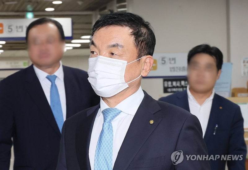 '<b>도이치</b> 전주' 2심서 주가조작 방조 유죄…김여사 영향 주목(종합)