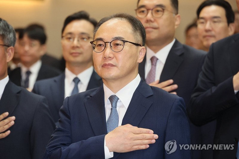 <b>이원석</b> "<b>검찰</b> 악마화하지만 지구 멸망해도 정의 세워야"