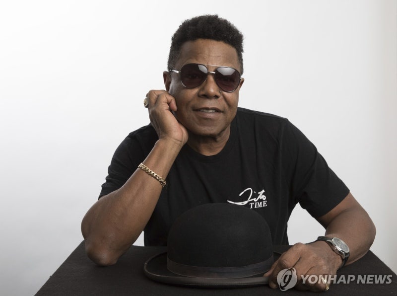 마이클 잭슨 형 티토 <b>별세</b>…형제들과 '잭슨 파이브' 호흡