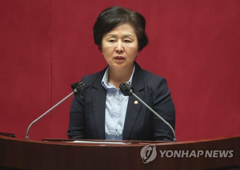 검찰, <b>정치자금법</b> 위반 혐의 <b>김영선</b> 전 의원·<b>명태균</b> 압수수색