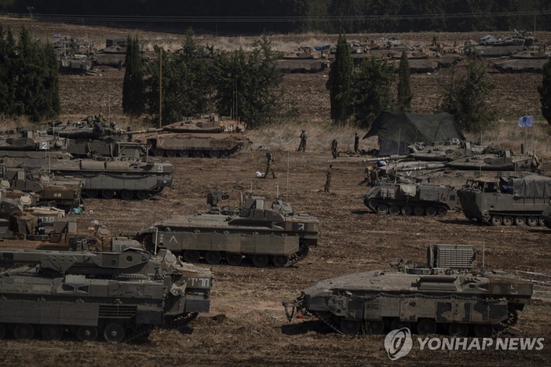 [2보] <b>이스라엘</b>, 레바논 접경지 봉쇄, 거센 포격…<b>지상전</b> 조짐