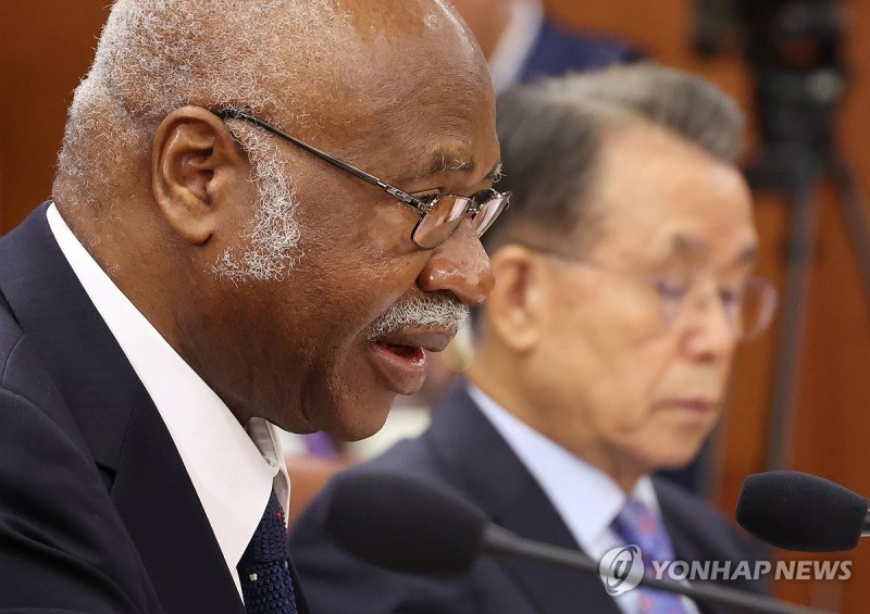 <b>유엔총회의장협의회 개회식</b> 환영사하는 필레몬 양 의장