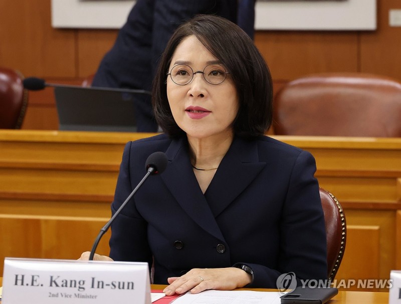 <b>유엔총회의장협의회 개회식</b> 환영사 하는 강인선 차관