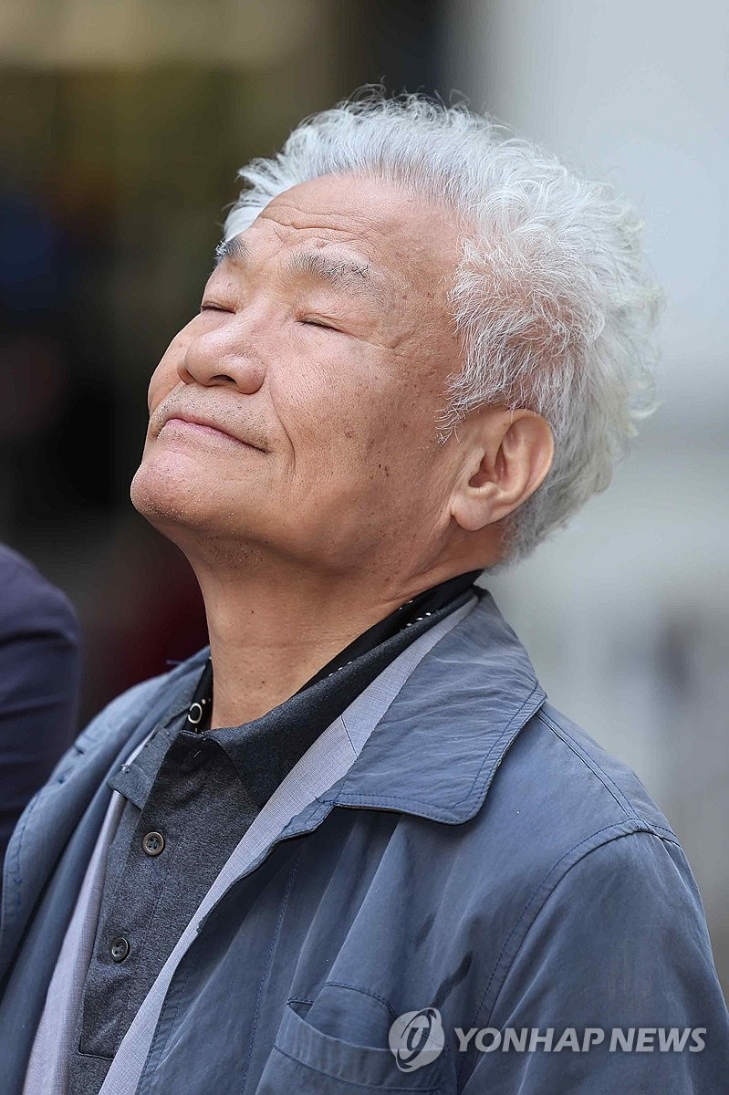 기자회견 나선 '제3자 <b>변제</b> 수용' <b>이춘식</b>옹 장남 이창환씨