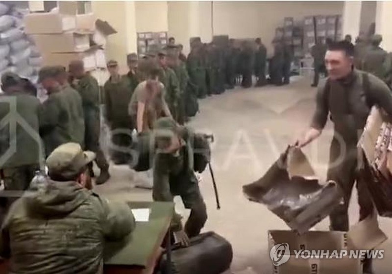 우크라 "북한군 60㎜ 박격포·야간투시경 무장…7천명 집결"