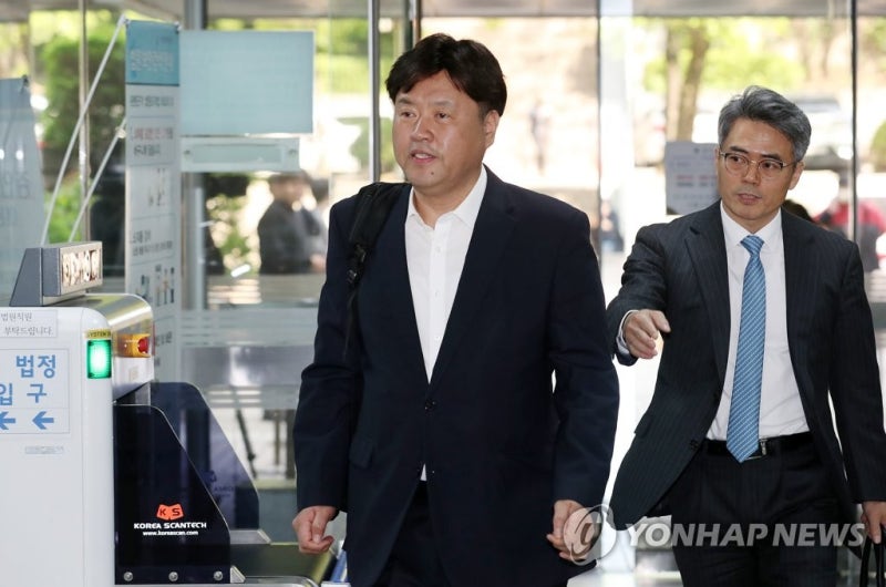김용 "돈받았다는 장소 안 가" vs 검찰 "<b>구글 타임라인</b> 부정확"