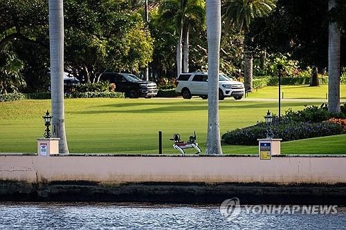 현대차그룹 자회사의 로봇개 '스팟' <b>트럼프 경호</b>에 <b>투입</b>