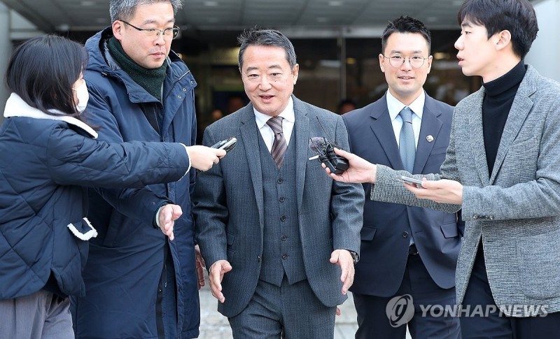 [2보] '인보사 의혹' <b>이웅열 코오롱 명예회장</b>, 1심서 무죄