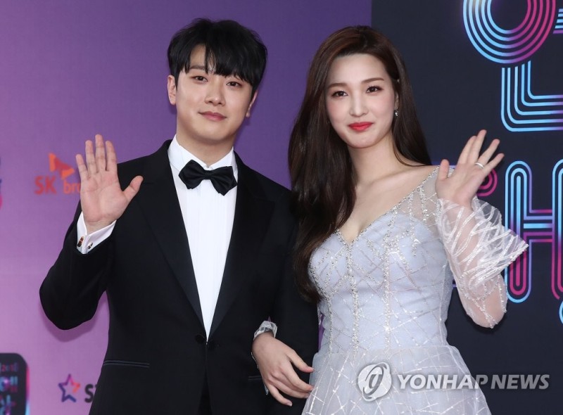 '<b>성매매</b>·전처 <b>추행</b> 의혹' FT아일랜드 <b>최민환</b> 무혐의 종결