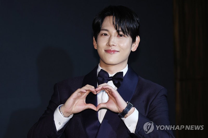 [게시판] 배우 <b>임시완</b>, 취약계층 <b>난방비</b> 3천만원 기부