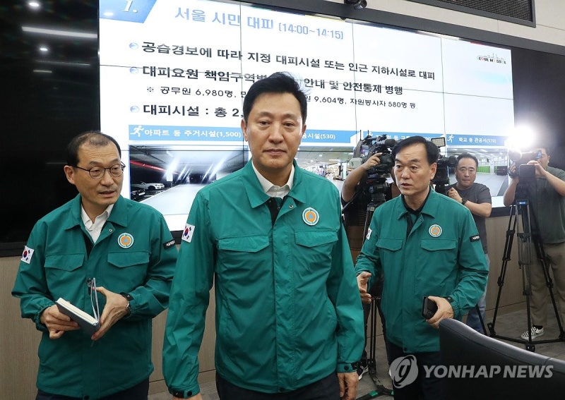 <b>오세훈</b>, 해외<b>출장</b> 하루 앞두고 <b>취소</b>…"지하철 파업 대응"