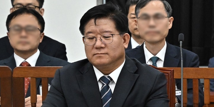 <b>경찰청장</b> 체포에 차장이 직무대리…국회경비대장 직무배제