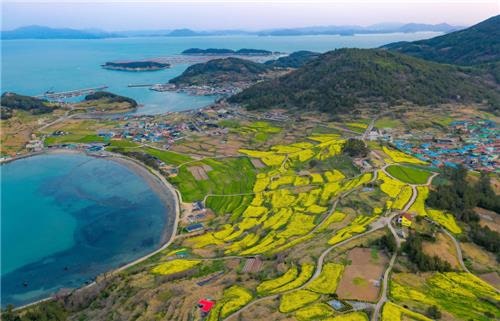 '느린 삶의 미학'…완도 청산도, 한국 <b>관광</b>의 별 <b>선정</b>