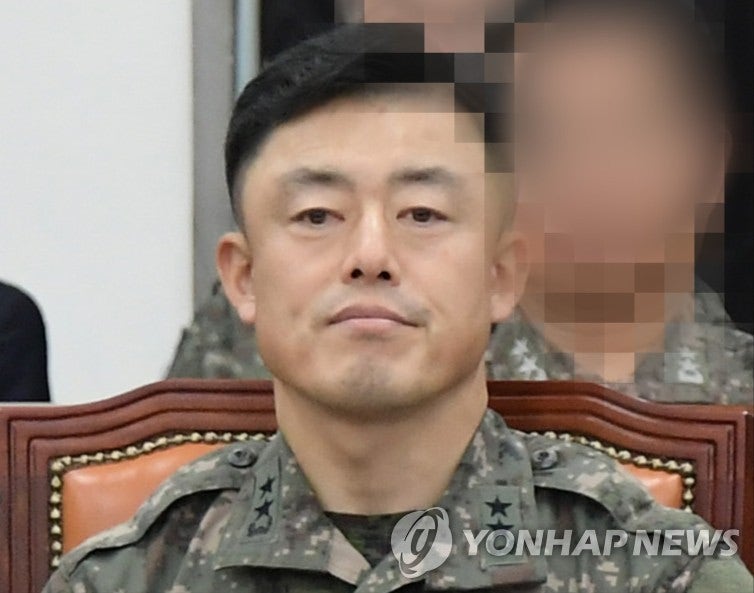 공조본, '햄버거가게 계엄회동' <b>문상호 정보사령관 구속영장</b>