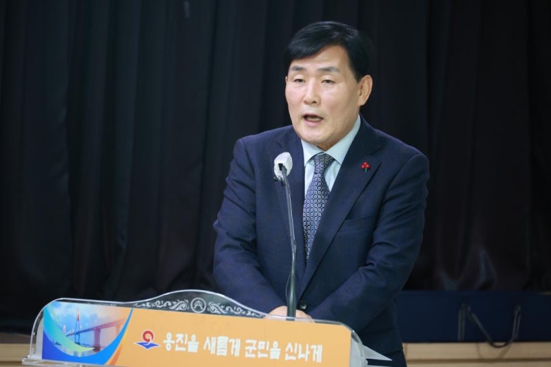 <b>인천</b> 옹진군수 "백령도 대형<b>여객선</b> 도입, 민간선사 공모 병행"