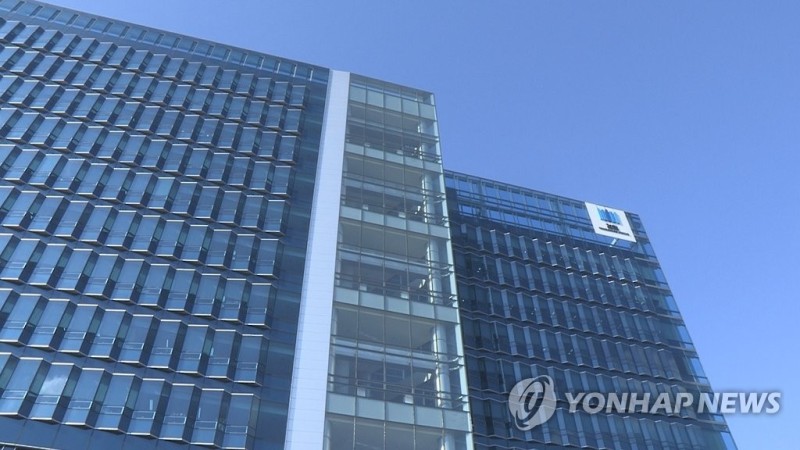 검찰, '<b>이재명 대선공약</b> 지원' 전 국방연구원장 등 기소