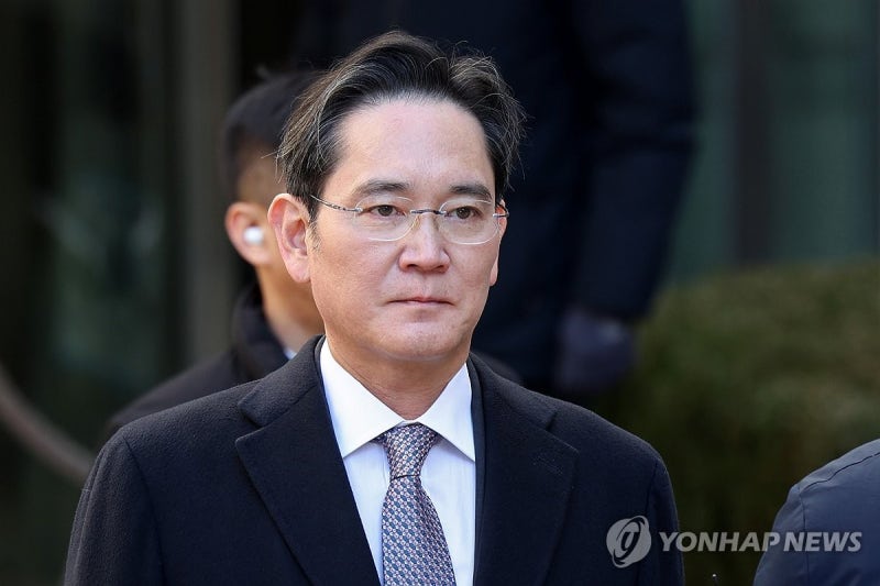 <b>이재용</b> 회장, <b>항소심</b> <b>무죄</b>