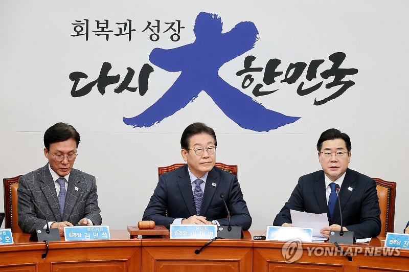 野 '<b>명태균</b> 게이트' 공세 재점화…"<b>특검</b> 반대하는 자가 범인"