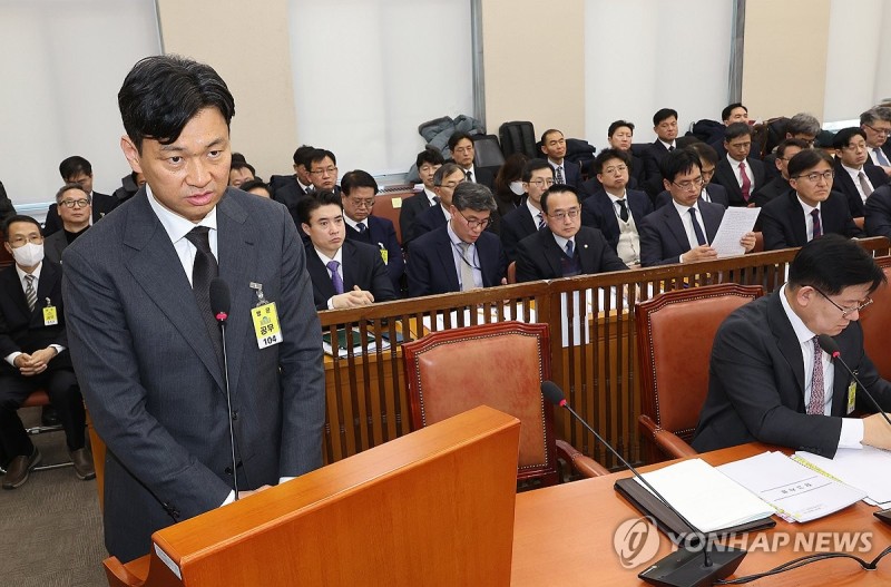 답변하는 <b>박현수</b> 서울경찰청장 <b>직무대리</b>