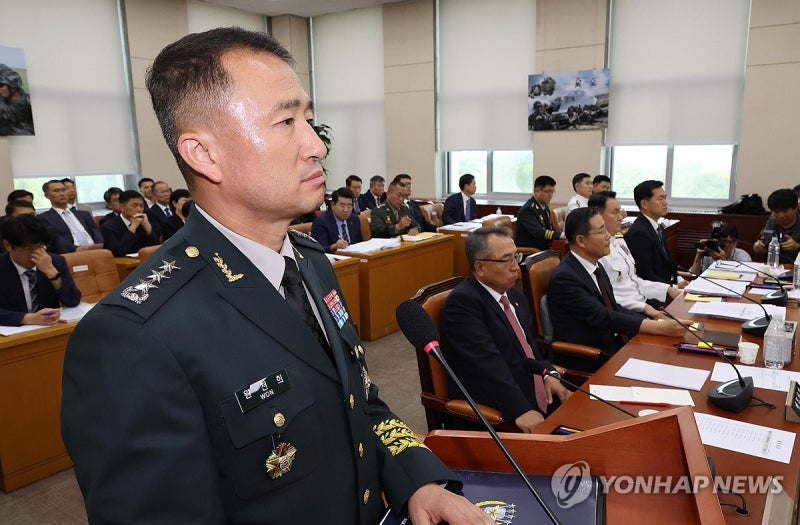 <b>공수처</b>, '<b>계엄</b> 전날 김용현 보고' <b>국방정보본부장</b> 압수수색(종합)
