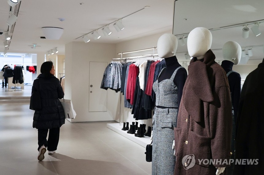 Spa Brand Lively(Seoul = Yonhap News)記者Lim Hwa -young =最近,Yono(Yono·您只需要一個),它重視MZ代的實際消費(出生於1980年代和2000年代初),這是一種趨勢。圖片