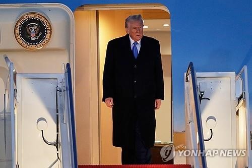 <b>트럼프</b> "美-<b>우크라회담</b> 좋은결과 기대…정보공유차단 거의 해제"(종합)