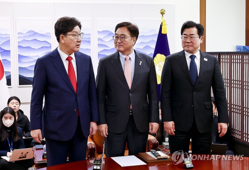 여야 <b>국정협의회</b>, 국민<b>연금</b> 소득대체율 이견에 결렬