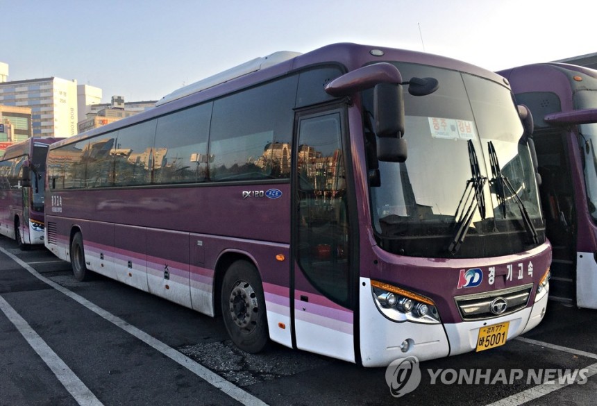고속버스 [연합뉴스 자료사진]