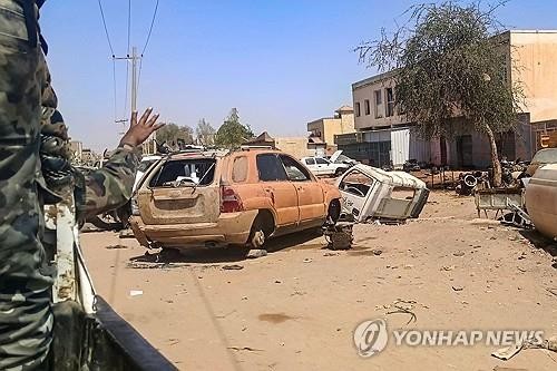 "수단 수도 남쪽서 반군 공격에 한주새 85명 사망"
