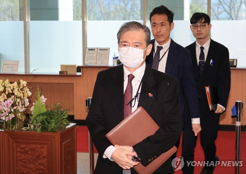 정부, '<b>독도</b>는 <b>일본</b>땅' 日<b>외교청서</b> 철회 촉구…日공사 초치 항의(종합)