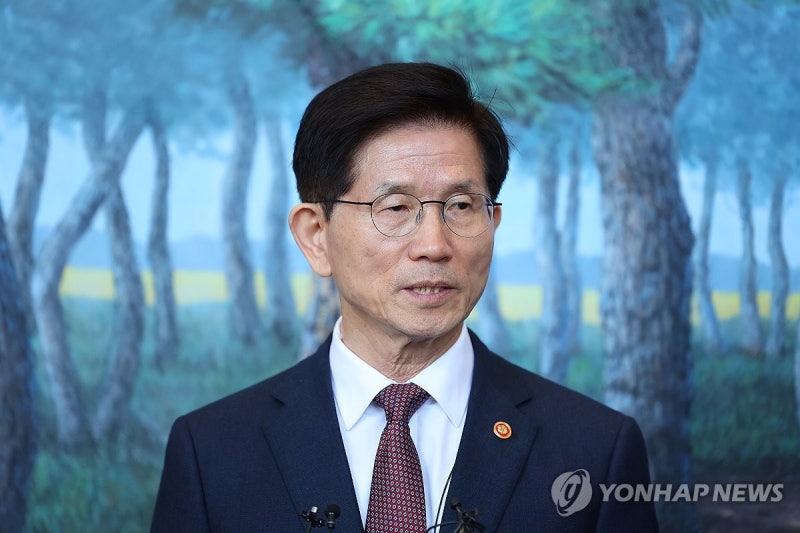 <b>김문수</b> 내일 국회서 <b>대선 출마</b> 선언…"국민이 원한다"