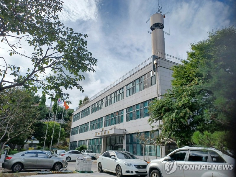 서울 <b>관악구 삼성동 재개발</b>지역 <b>지반침하</b> 신고…통제 중