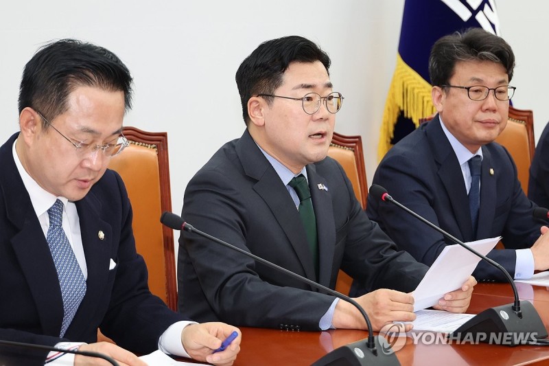 <b>박찬대</b> "韓<b>대행</b>, 국회 무시·거부권 남발…안하무인격 전횡"