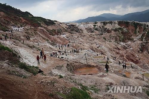 민주콩고 동부서 광산 붕괴로 최소 10명 사망