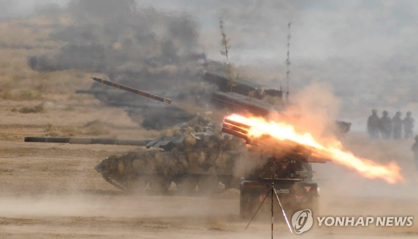 파키스탄 군사 훈련  *기사와 관련이 없는 자료사진입니다.
[EPA 연합뉴스 자료사진. 재판매 및 DB 금지]
