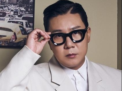 가수 <b>이상민</b>, 이혼 20년 만에 <b>비연예인</b>과 <b>재혼</b>