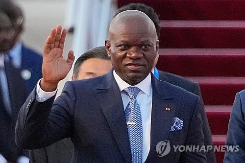 브리스 올리귀 응게마 가봉 대통령
[AP 연합뉴스 자료사진. 재판매 및 DB 금지]