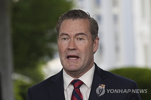 '시그널 게이트' 논란으로 경질된 왈츠 전 백악관 국가안보보좌관
[AP 연합뉴스 자료사진. 