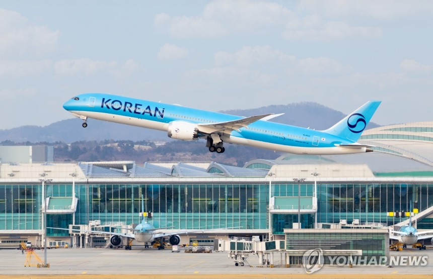 이륙하는 대한항공 [대한항공 제공.재판매 및 DB 금지]