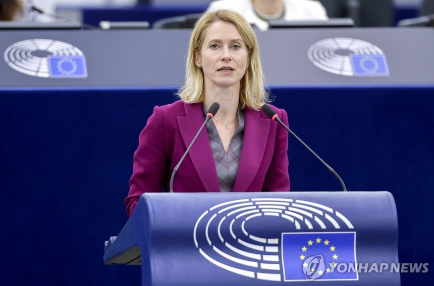 유럽의회 출석한 EU 외교수장
(스트라스부르 EPA=연합뉴스) 카야 칼라스 EU 외교안보 고위대표가 6일(현지시간) 프랑스 스트라스부르에서 열린 유럽의회 본회의에서 발언하고 있다. 2025.5.6 photo@yna.